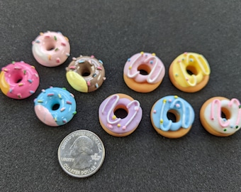 Kleine Donuts | Puppenhaus Miniaturen | Brettspielsteine