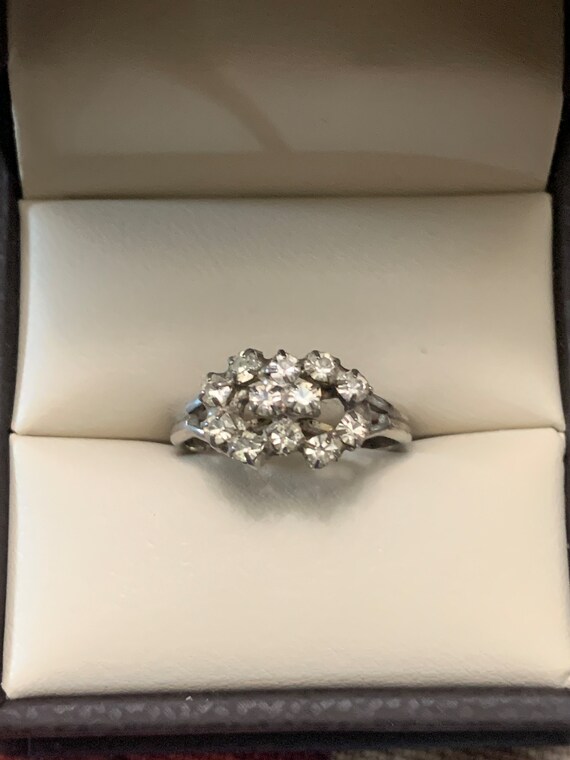 Interlocking Rhinestones Silver Ring - image 9