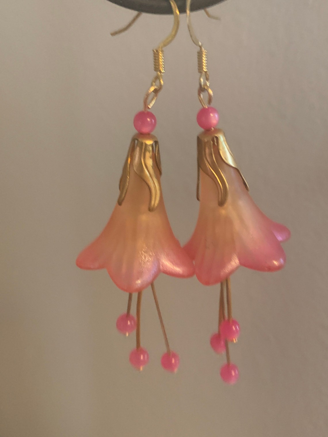 Lily earrings petite golden pinks main image 0