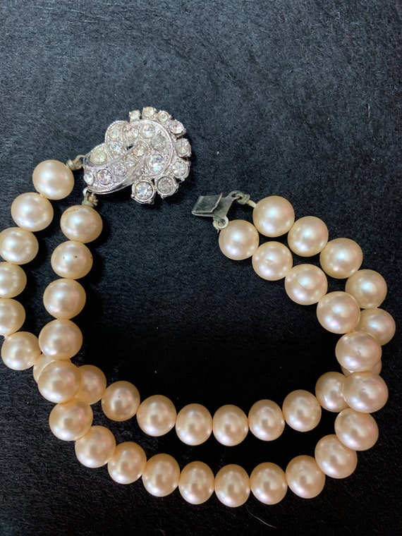 Antique Pearl Rhinestone Clasp Bracelet - image 5