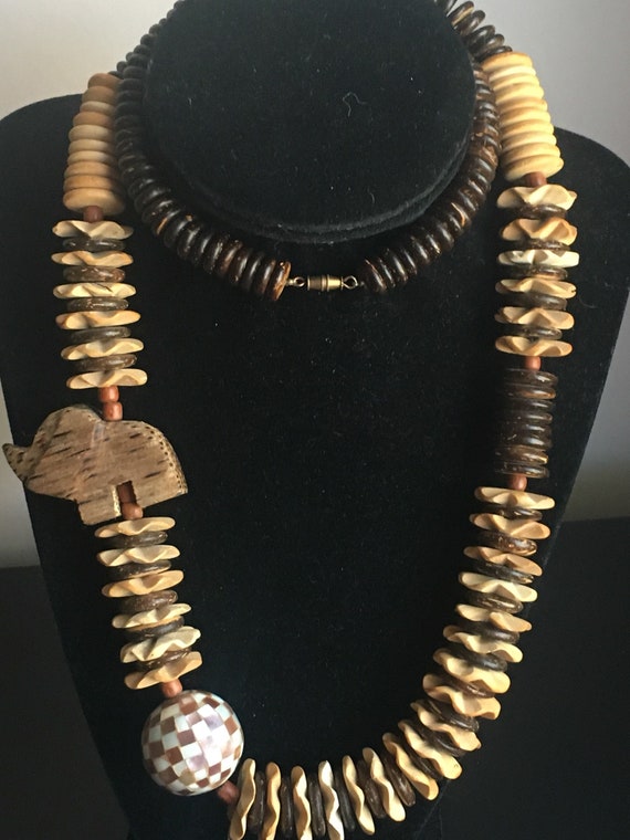 Wooden Elephant Necklace: Carved Beads, Mother of… - image 2