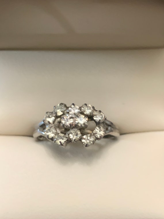 Interlocking Rhinestones Silver Ring - image 8
