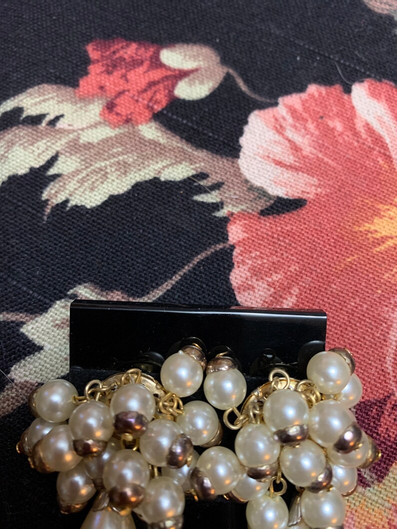 Cha-Cha Vintage Pearl Earrings