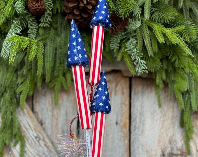 31" Patriotic Rocket Spray, 4th of July Decor, Red White BLue Floral