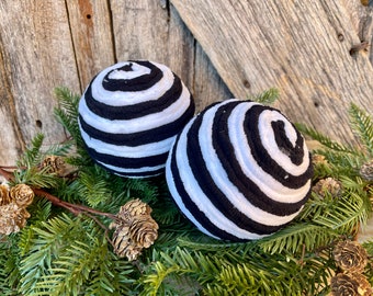 Set of 2 BLACK ANd WHite bALL ORnament, FUzzy ORnament, SWiRl ORnament, CHristmas ORnament, CAndy SWirl ORnaments, LArge ORnament