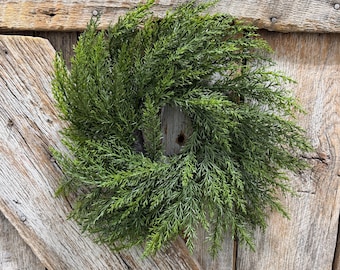 16" Christmas Pine Wreath, Cabinet Wreath, Small Wreath
