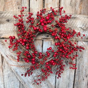 26&quot; Christmas Red Berry Wreath, Cranberry Wreath, Red Wreath, Christmas Front Door, Woodsey Christmas Wreath, Artificial Wreath