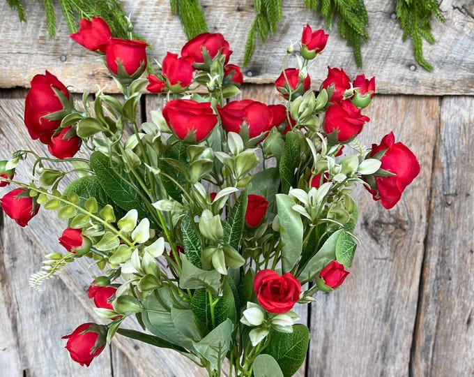 22" Red Rose Bush, Artificial Rose Bush, Red Roses, Red Rose Buds, Wreath Supply, Floral Supply, REd Roses, Valentine Bush