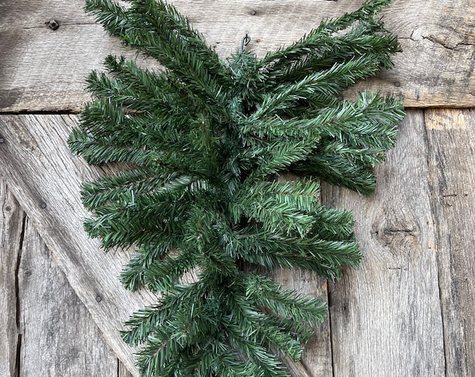 32 Inch Teardrop Swag, Pine Work Form, Pine Swag, Evergreen Pine