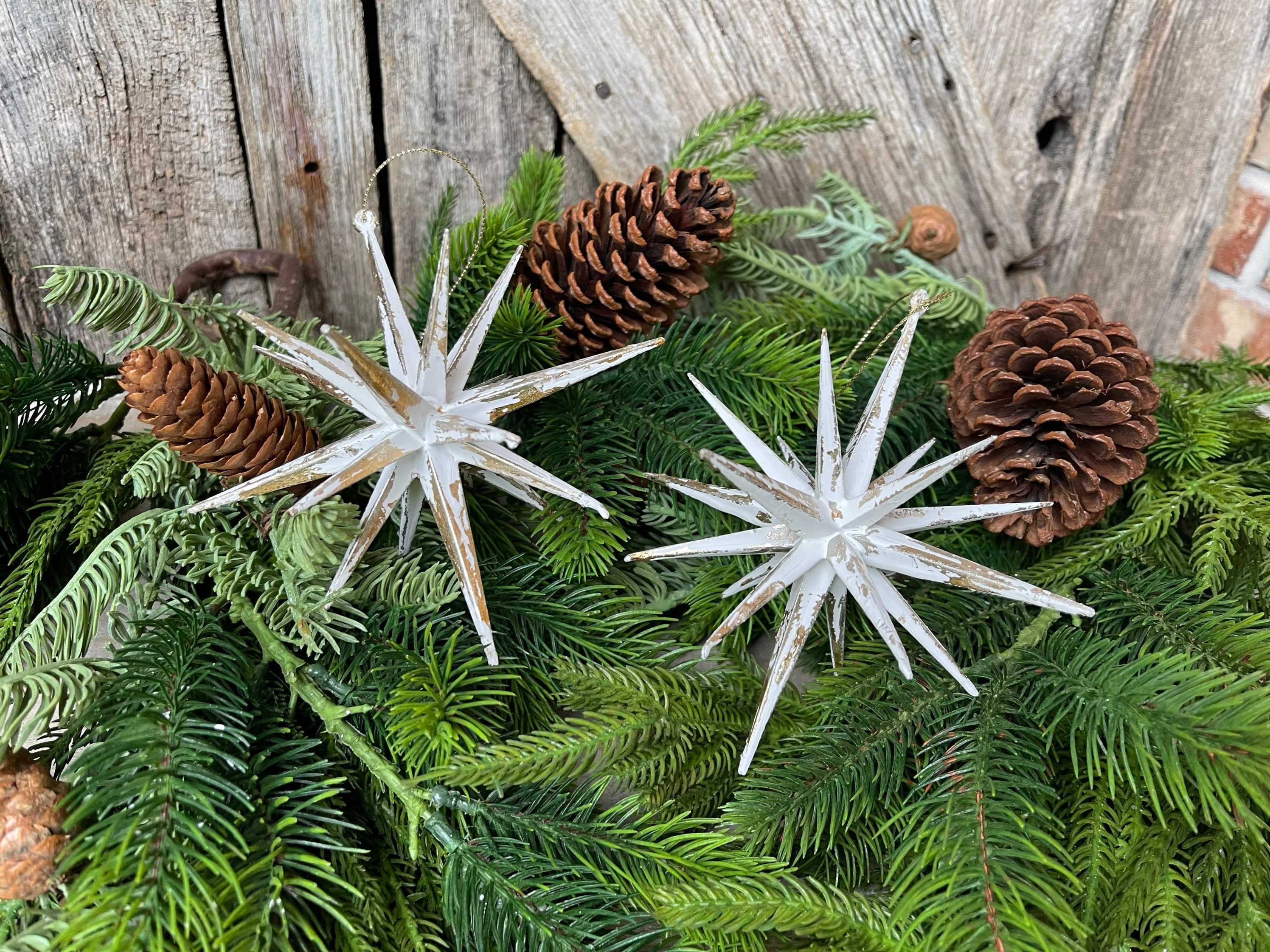 SET OF 26 Shooting Star White and Gold Ornaments, Christmas Tree