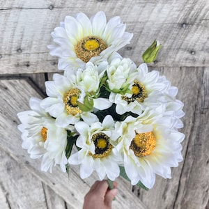 18" Cream White Sunflower Bush, Artificial Sunflower Bush, White Sunflower, Wedding Decor, Spring Decor