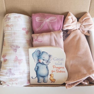 Baby Girl Gift Box, Baby Gift Set, Baby Shower Gift, Gift for Babies, New Baby Gift, Baby Gift Basket, Welcome Baby Gift
