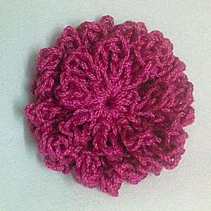 Crochet flower pattern. Fluffy flower pattern, photo tutorial. Hawaiian flower applique, easy crochet pattern, instant download. image 2