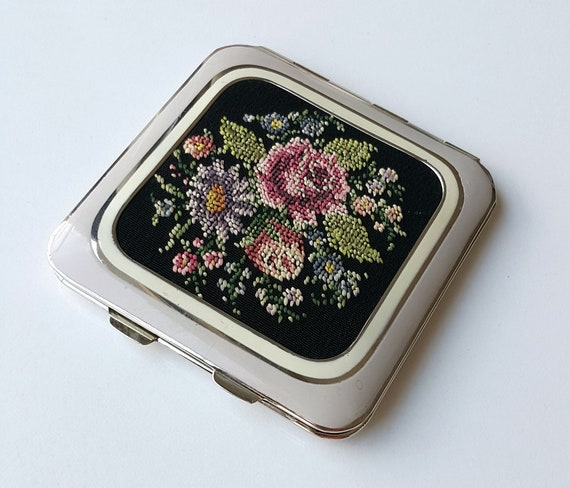 Vintage powder compact with goblen embroidery Antique Rowenta | Etsy