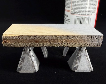 Folding Paint Pyramids, Reusable Painter Triangles, Spray Paint Stand, Airbrush Miniature Model Holder