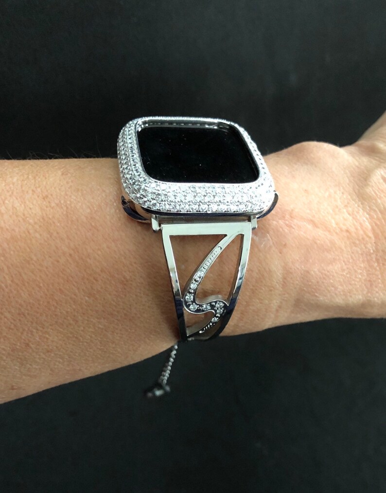 42mm apple watch womens wrist