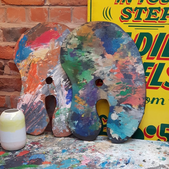 COOL ARTIST'S PALLETTE: Vintage artist pallette with colourful paint. Great decor piece