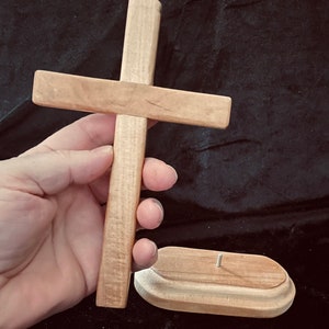Hand Cross/Prayer Cross With Stand- HCPCWS - Natural Wood Grain