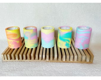 bunte 2 in 1 Kerzenhalter | Marble und abstrakt im Design | modern und farbenfroher Kerzenständer für Teelichter oder Stabkerzen | Teelicht