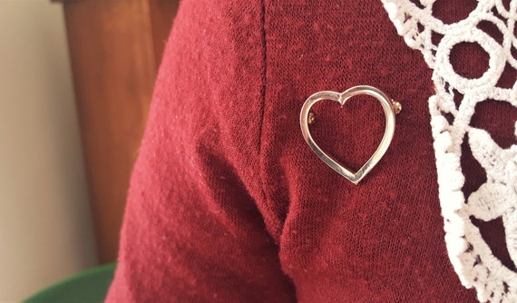 SALE! Heart Pin/Brooch Perfect to Show Your Love.… - image 1