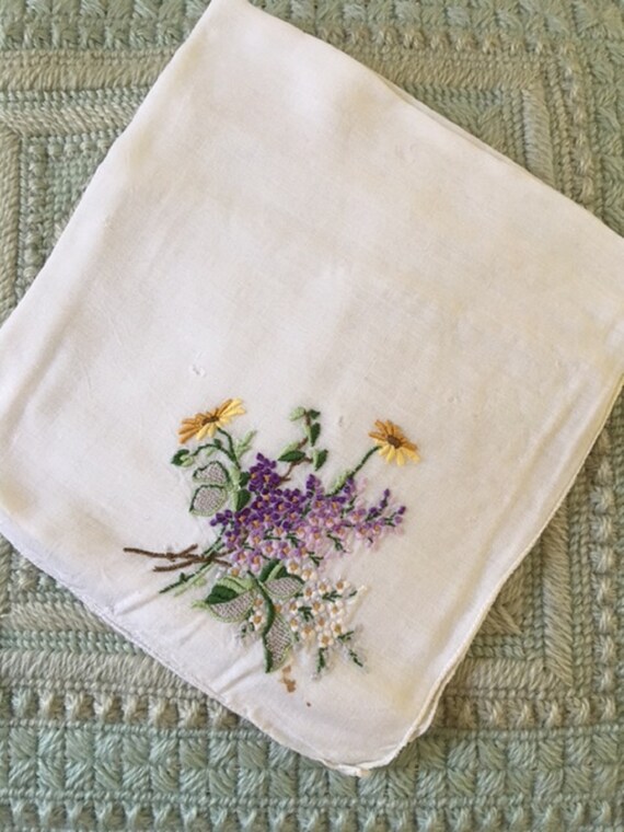 Spring Joy! Handsewn Handkerchief.  Vintage. Gorg… - image 1