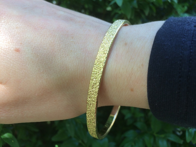 Monet Gold Bangle. Vintage Designer bracelet. Excellent Condition. Maker's Mark. Versatile. HOLIDAY Sale Ideal gift FREE SHIP & track image 7