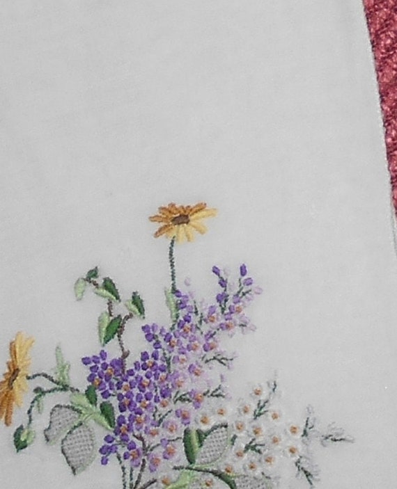 Spring Joy! Handsewn Handkerchief.  Vintage. Gorg… - image 4