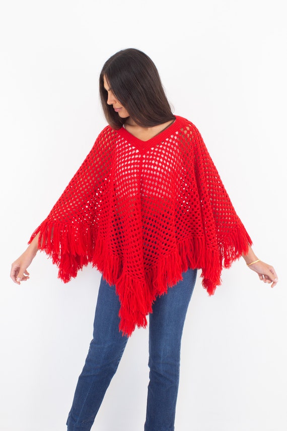 70s 1970s RED Crochet Hand Knit Sleeveless Poncho… - image 3