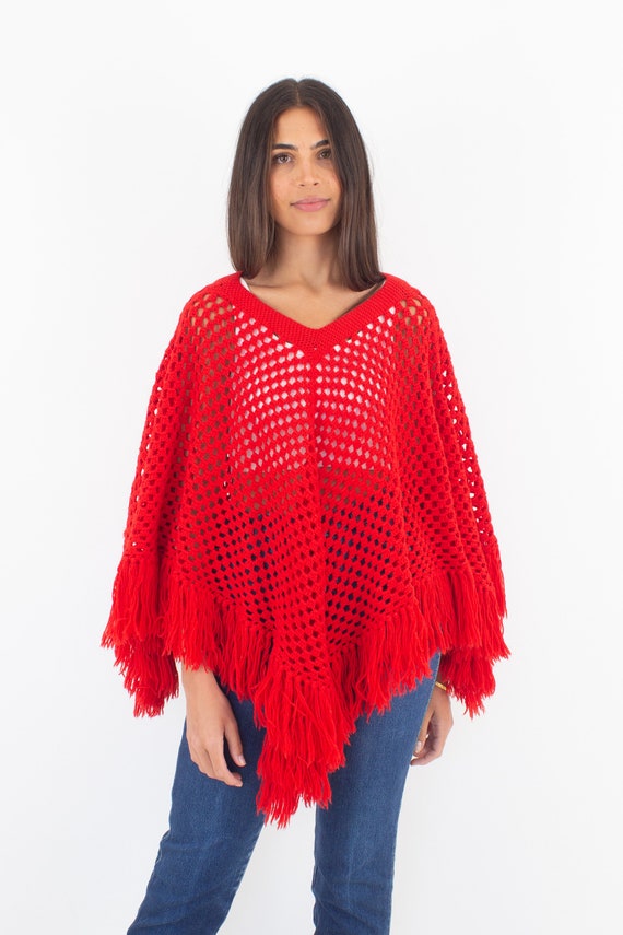 70s 1970s RED Crochet Hand Knit Sleeveless Poncho… - image 2