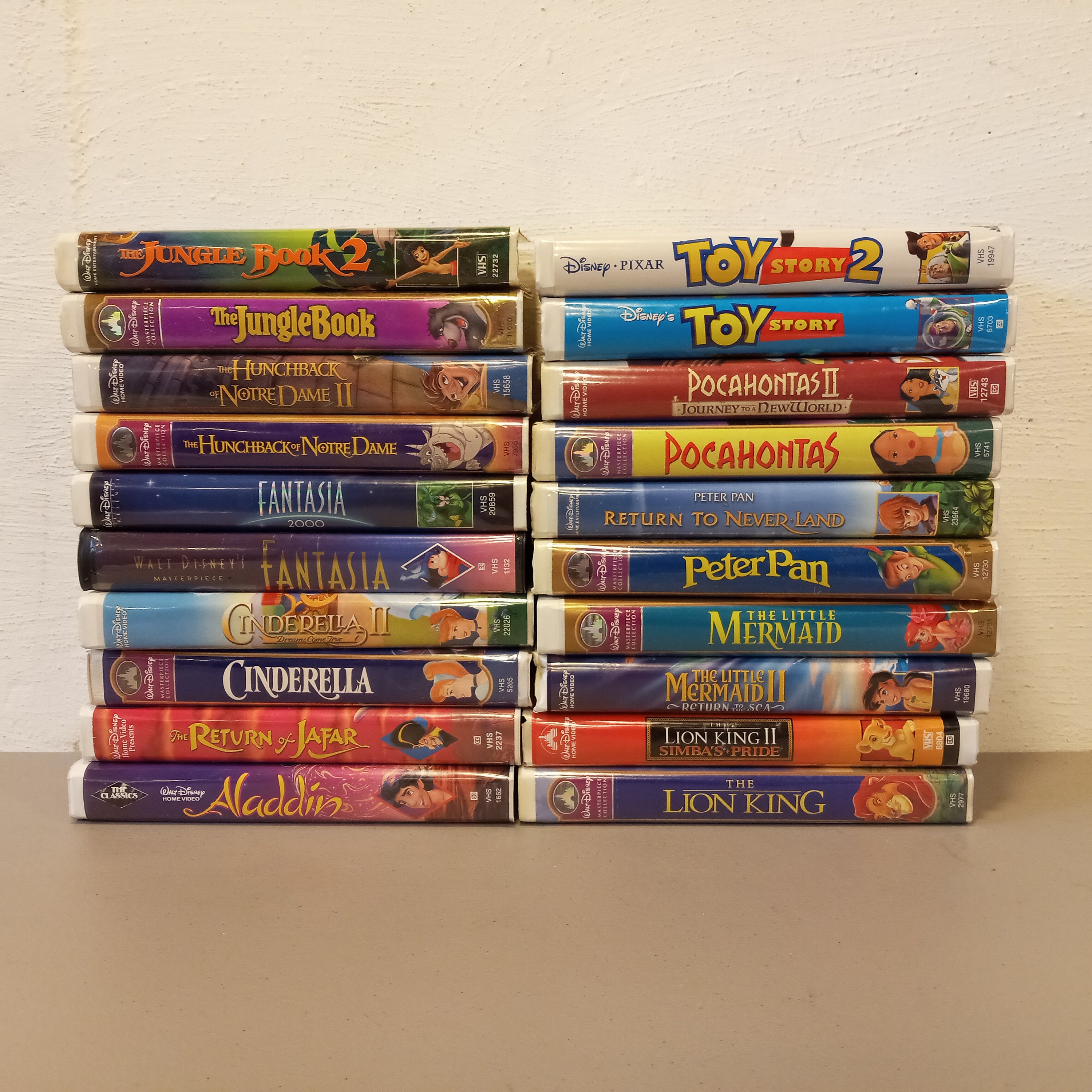 Disney Vhs Warner Columbia for sale 41 ads for used Disney Vhs Warner