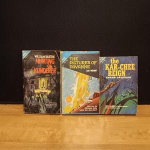Set of 3 Vintage 1960s Ace Double Sci-fi/Fantasy Books