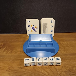 Peças de reposição vintage do Boggle Jr. de 1988