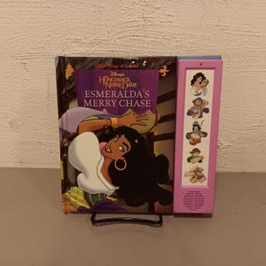 WORKING Vintage 1996 Hunchback of Notre Dame &quot;Esmeralda&#39;s Merry Chase&quot; Sound Book