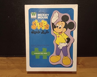 COMPLETE Vintage 1970s Whitman Mickey Mouse Shape 48 Piece Puzzle