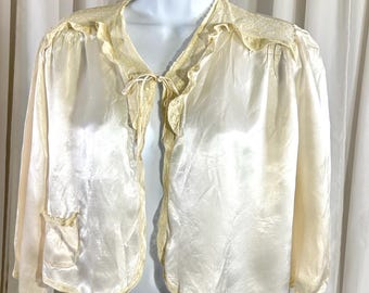 Antike 1930er Jahre Aussteuer von Terris Bett Jacke