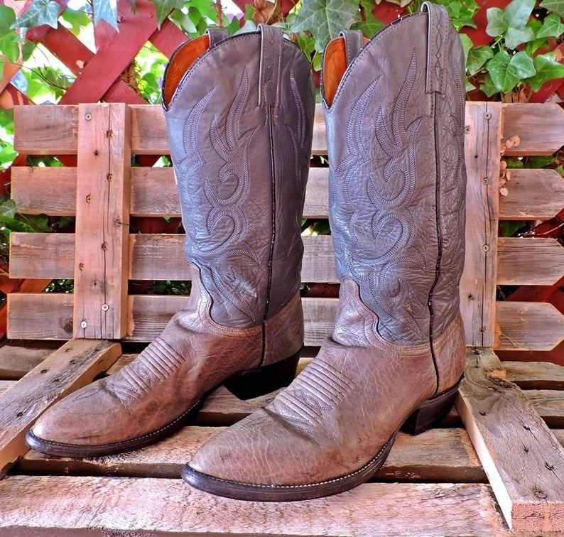 j chisholm boots
