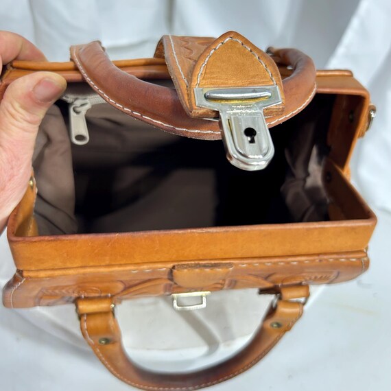 Vintage M.R. Canoa Hand-Tooled Leather Satchel Bag | 1970s Western Boho Doctor Bag Purse | Made in Paraguay Argentinian Hardware View 6