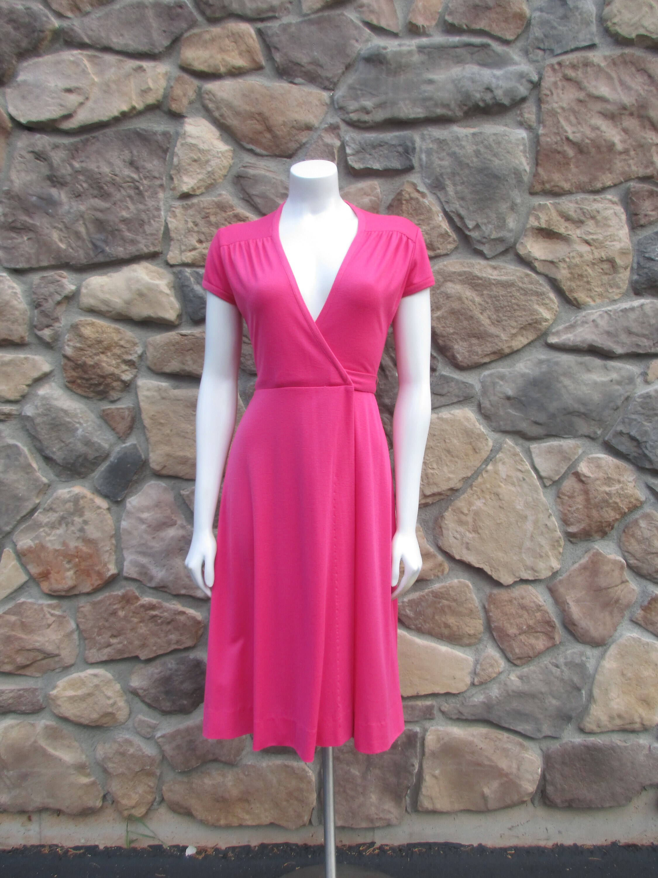 1970s Lanz Original Pink Wrap Dress / 70s Simple Small Cap | Etsy