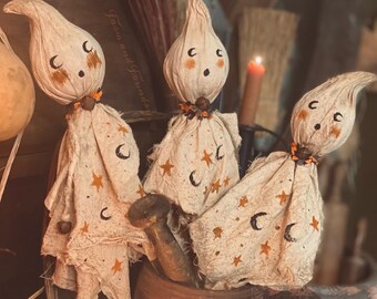 Grunged Ghosts| Primitive Halloween| Fabric Ghosts| Vintage Halloween| Vintage Moon and Star