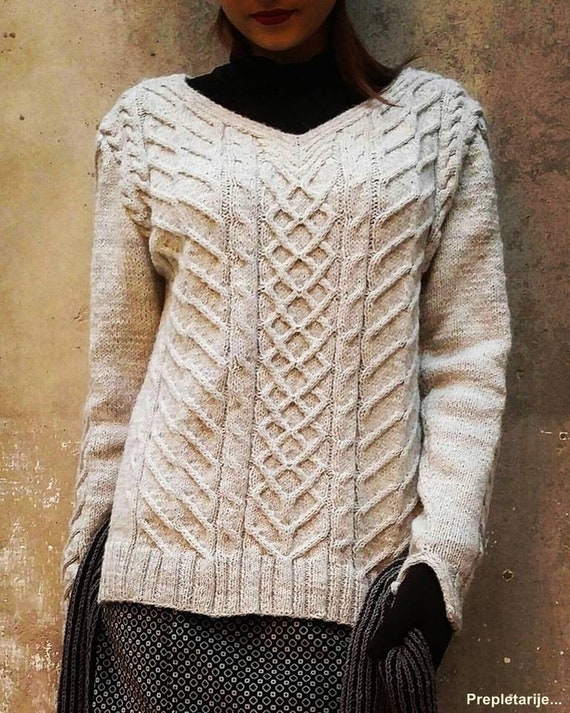 women's gray cable knit sweater
