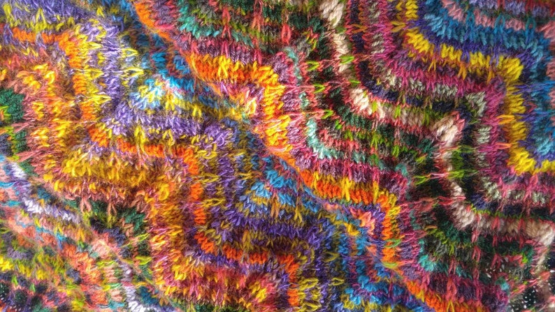 Striped Blanket Scarf Knitting Pattern Colorful Women/'s Knit Shawl Women/'s Striped Transformer PDF Colorful Knit Chevron Striped Poncho PDF
