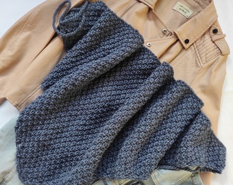 Winter bandana shawl knitting pattern, Bulky knit woolen kerchief PDF, Knit shawl, Xmas knitted gift, Winter accessories, Knitting patterns