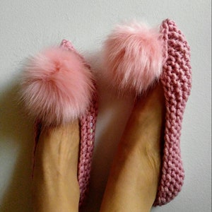 Personalisierte Damenschuhe, Schlafzimmer Elegante Pompom's Hausschuhe, Feminine Chic Hausschuhe, Stricken Gemütliche NONSLIP Rosa Hausschuhe, Geschenk Freundin