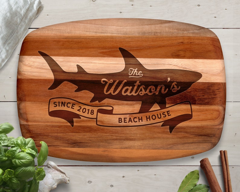Great White Shark Sharks Kitchen Shark Decor Shark Art Teak Lake House Beach Decor Beach House Shark Shark Week Cutting Board