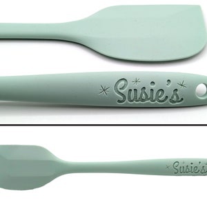 Personalized Spatula, Customized Silicone Spatula, Silicone Spatula, Gift for Her, Baking Gift, Cooking Gift, Embossed Spatula, Gift for Mom