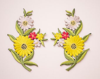 Decorative Floral Embroidery Iron-On Appliqués Set of 2  / Floral Haberdashery Craft Supplies Patches