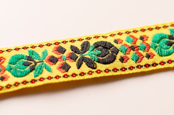 Floral Pattern Vintage Embroidered Trim New Old Stock