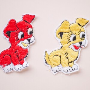 Vintage Hündchen Gestickte Aufnäher / Applikation Patch / Tier Kurzwaren Bastelbedarf