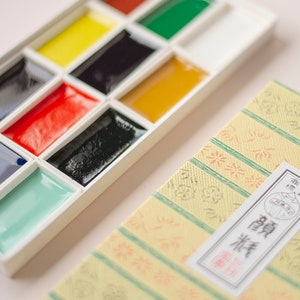 Traditionele Japanse aquarelverfdoos met 12 kleuren / Gloednieuw, ongebruikt, ongeopend Japans briefpapier Goederen Ambachtelijke benodigdheden