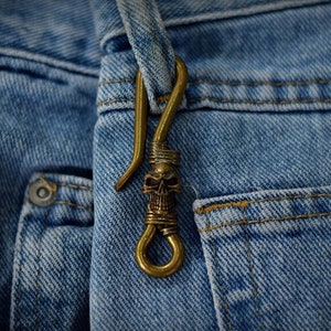 Schädel- massivem Messing Fisch-Haken Biker Schlüsselanhänger Messing-Haken Jeans Schlüsselanhänger Minimalist Schlüsselanhänger Geschenk für ihn Geschenk für Männer
